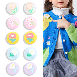 儿童小花朵塑料扣子宝宝衣服外套卡通圆形纽扣配件半透明毛衣钮扣