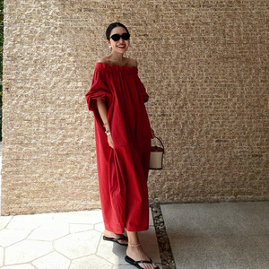 法式复古轻熟名媛红色度假抹胸连衣裙子礼服小众设计宽松长款气质