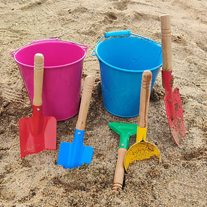 儿童沙滩玩具铁桶铁铲挖沙套装宝宝玩沙戏水赶海小桶铲子植树工具