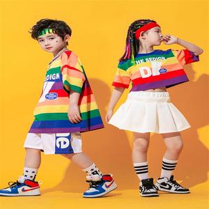 小学生街舞班服啦啦队演出服幼儿园洋气彩虹六一运动会嘻哈表演服