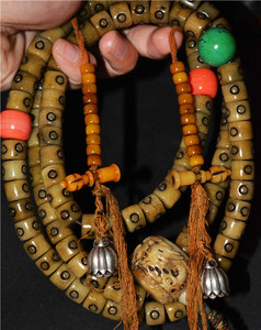 藏传老佛珠手串西藏手链藏传108颗念珠玉化手持正品清代万珠之王