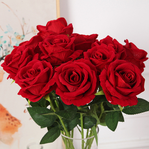 仿真绒布玫瑰花 客厅卧室装饰花 高仿真红色玫瑰假花束餐桌花摆花