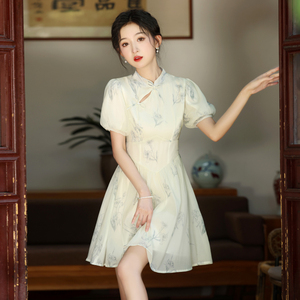 法式旗袍改良年轻款少女小个子150cm显高短款蓬蓬裙新中式连衣裙