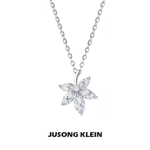 JUSONG KLEIN枫叶项链女气质简约精致小众设计高级感树叶锁骨链