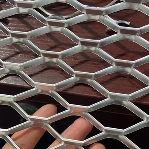 钢板网 马道踩踏网 镀锌钢板网 天花吊顶铝网板 菱形冲压金属板网