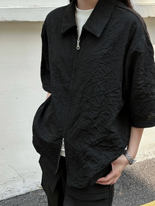 韩国设计款褶皱纹理解构拉链翻领黑色cleanfit衬衫短袖休闲上衣男