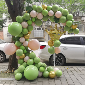 牛油果绿色气球门店开业周年庆装饰婚纱摄影背景宝宝周岁生日布置
