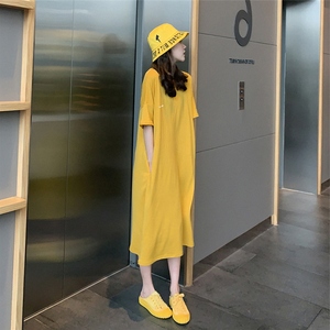 韩版中长款过膝连衣裙女夏季大码纯棉T恤裙子梨型身材黄色连体裙