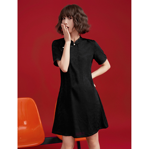 黑色旗袍2024新款夏改良年轻款少女高端气质连衣裙小个子宽松短款