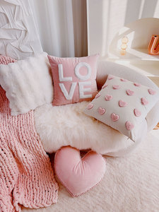 抱枕沙发客厅奶油风爱心毛绒粉色ins床头公主风靠垫床上飘窗少女