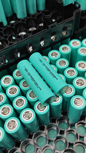 汽车动力18650锂电池高倍率放电手电转强光手电移动电源储能