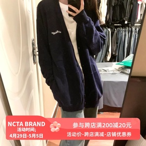 NCTA秋冬新款刺绣logo针织开衫潮牌慵懒学院风V领宽松毛衣外套女