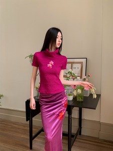 蝴蝶兰刺绣针织高领双色短袖+紫调丝绒蝴蝶兰多种穿法鱼尾裙套装