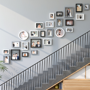 北欧风格楼梯照片墙装饰自粘贴网红墙面创意个性简约相框挂墙组合