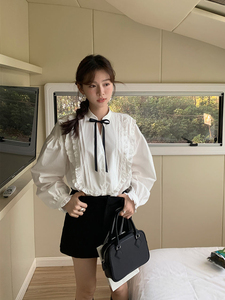 早春韩系减龄白色衬衫女长袖设计感小众法式甜美宫廷风衬衣上衣潮