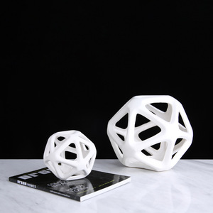 现代极简陶瓷几何形镂空球体创意摆设时尚家居样板房软装饰品摆件