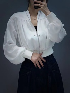 高级感气质灯笼袖子衬衫女2023春装新款醋酸面料拼接设计感短外套