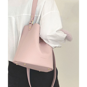 CKGR小众包包女2023新款夏天藕粉色手提水桶包高级质感单肩斜挎包