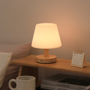 蘑菇灯迷你充电奶油原木风ins日式发光氛围卧室看书床头灯小台灯