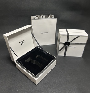 TF 汤姆福特专柜正品 香水加口红卡位 空礼盒 包装盒 新年礼品盒