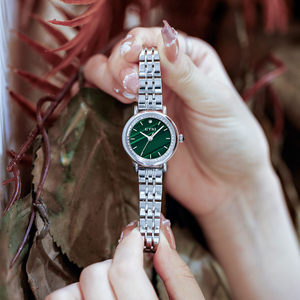 手表女轻奢艾奇小绿表气质女士手表正品2021新款复古手表女款高级