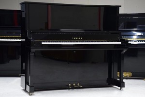 雅马哈原装进口二手钢琴UX300米字背高端演奏考级初学