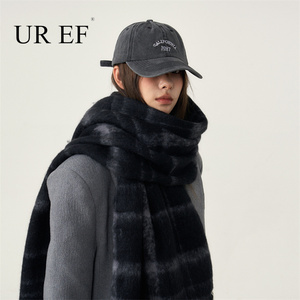 UR EF围巾女冬季2024新款高级感韩版秋冬氛围感保暖加厚冬天围脖