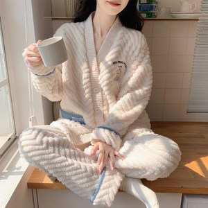 日本秋冬季加厚睡衣女珊瑚绒可外穿法兰绒小个子家居服可爱小性感