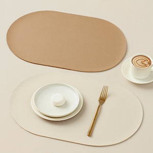 纯色皮革餐垫隔热垫餐桌垫西餐垫法式复古高级感餐垫宠物猫咪餐垫