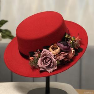 大红色花朵毛呢礼帽女英伦优雅时尚中国风婚庆结婚平顶帽女显脸小