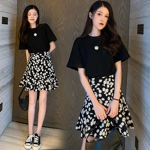 半身短裙子套装夏季女装小雏菊学生韩版短袖T恤+不规则裙子两件套
