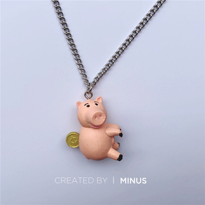MINUS 原创火腿猪项链小猪可爱嘻哈卡通土酷本命年吊坠玩具总动员