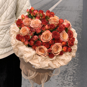 520情人节卡布奇诺玫瑰花束鲜花速递同城广州上海送女友生日配送