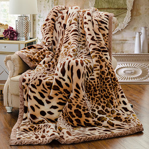 豹纹毛毯被子加厚款冬季用盖毯冬天盖的加绒春秋超厚床上奶牛毯子
