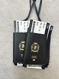 【限量卖完下架】24ss 秀款机票护照包 可拆卸吊绳配盒子和防尘袋