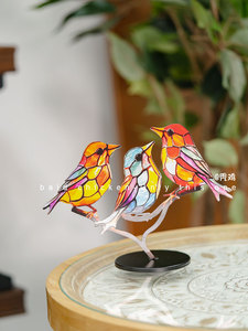 “听说彩色的小鸟可以带来好运哦~”金属彩绘百花小鸟 艺术摆件
