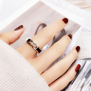 欧美风网红个性日韩国黑色微钻戒指女款食指环戒子潮人钛钢装饰品