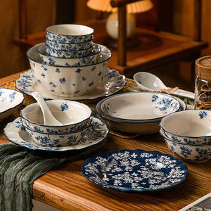 迦蓝陶瓷碗碟套装家用2024新款碗盘中式米饭碗盘子釉下彩餐具汤碗