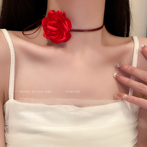 红色玫瑰花朵choker颈链2024年新款丝带项链锁骨链脖子系花颈带女