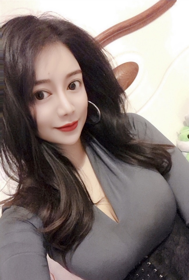 小胸专用平胸神器变大胸胸垫搭扣硅胶假奶奶假胸假乳房主播义乳女