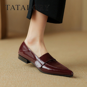 TATA LORY女鞋时尚软底低跟单鞋新款法式尖头奶奶鞋英伦风小皮鞋