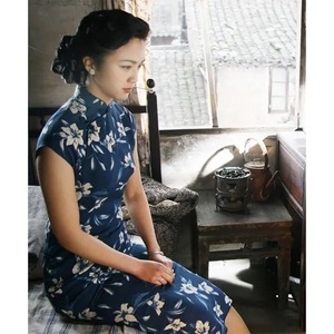 出租复古旧上海《色戒》汤唯同款蓝底白花温婉雅致传统旗袍
