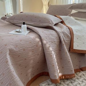 纯棉床盖单件2023新款高级床垫保护罩全棉绗缝夹棉防滑床单三件套