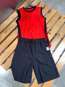奥莱代购阿迪达斯中大童夏季速干运动背心短裤套装两件套gm7069