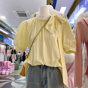 广州十三行女装韩国货夏飘带泡泡短袖衬衫浅淡小鸡黄色上衣高级感