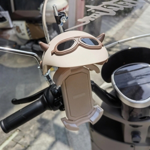 小头盔骑行导航手机固定支架摩托车电动车自行车防水遮阳手机架
