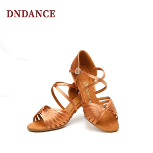 拉丁舞鞋正品女士dndance系列儿童中高跟女童专业软底舞蹈鞋