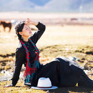 藏式博拉裙藏族服装女改良藏服2024新款西藏服饰拉萨康巴藏装拍照