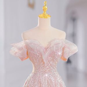 梦幻粉色在逃公主晚礼服女2024春季新款轻奢小众重工仙气宴会礼服