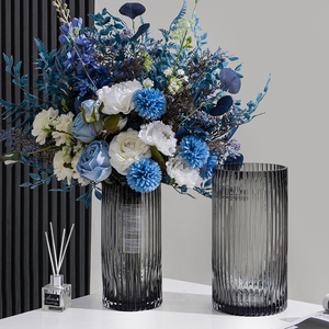 北欧大口径玻璃花瓶透明轻奢直筒竖条纹插花水养鲜花客厅装饰花器